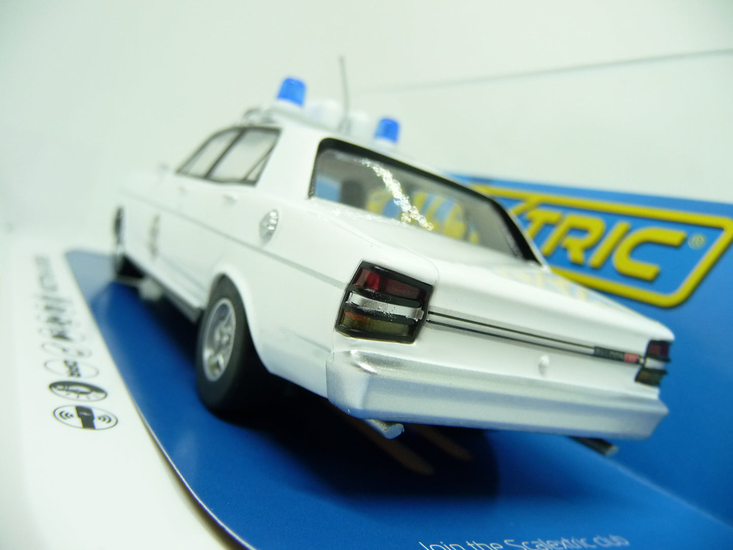 Scalextric C4365 Ford XY Falcon Police Car