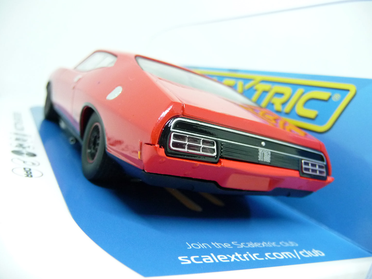 Scalextric C4265 1:32 Ford XB Falcon GT Red Pepper Slot Car also suit Carrera