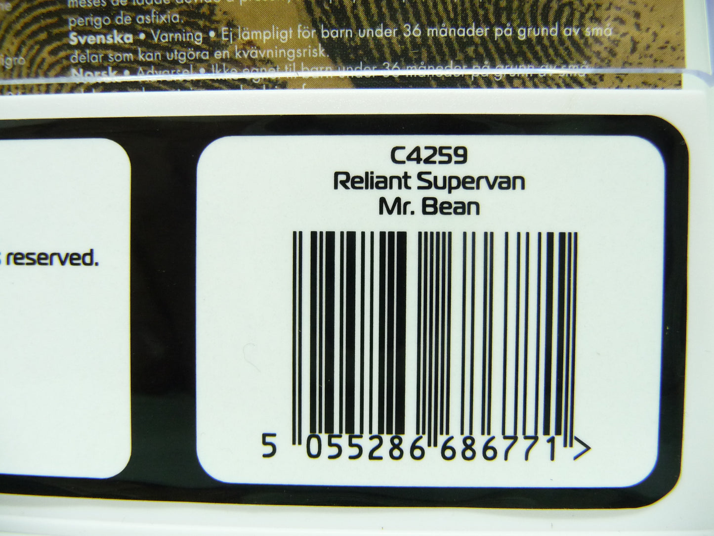 Scalextric C4259 1:32 RELIANT REGAL SUPERVAN MR BEAN Slot Car Suit Carrera