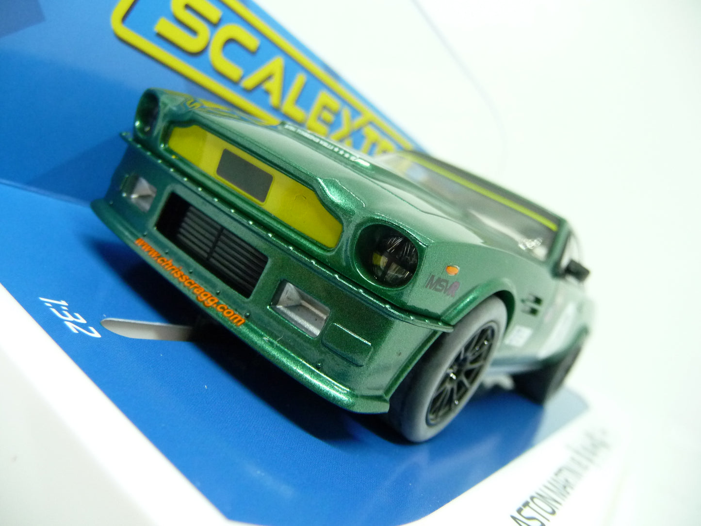 Scalextric C4256 ASTON MARTIN V8 Chris Scragg Racing slot car also suits Carrera