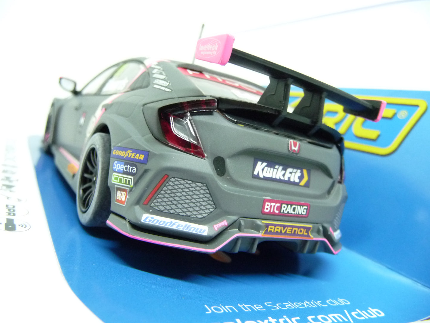 Scalextric C4317 Honda Civic Type R BTCC 2021 Jade Edwards slot car also suits Carrera