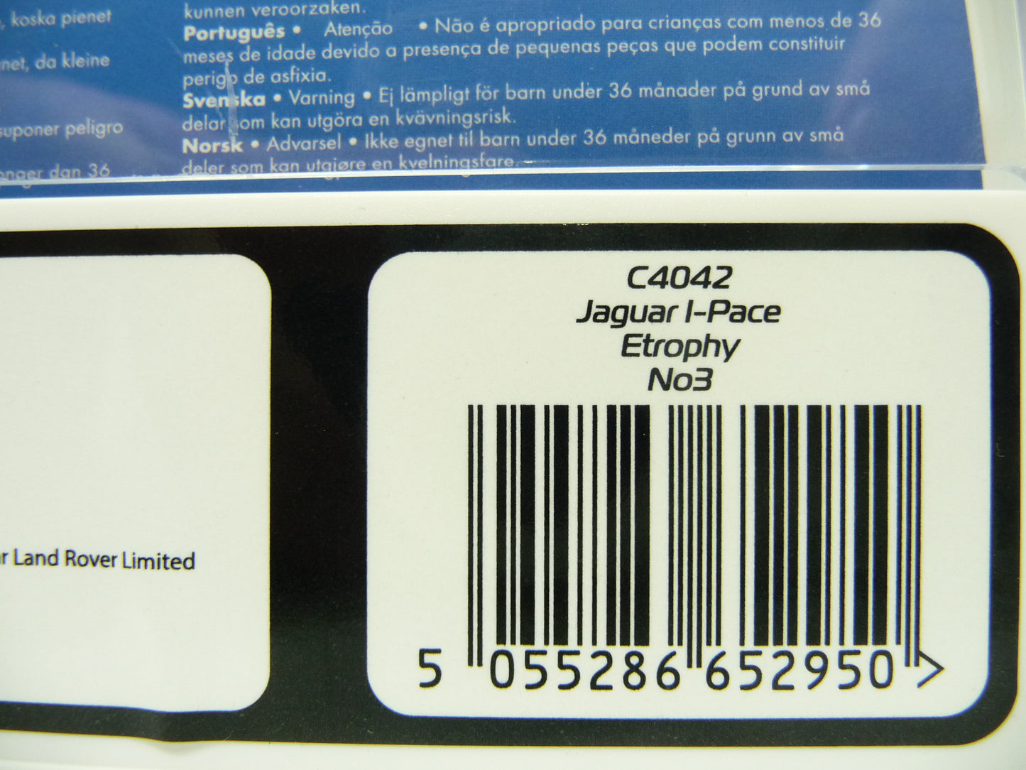 Scalextric C4042 1:32 Jaguar I-Pace Etrophy No.3 Slot car