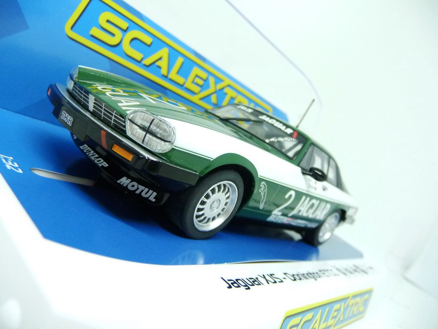 Scalextric - C4254 Jaguar XJS Donington