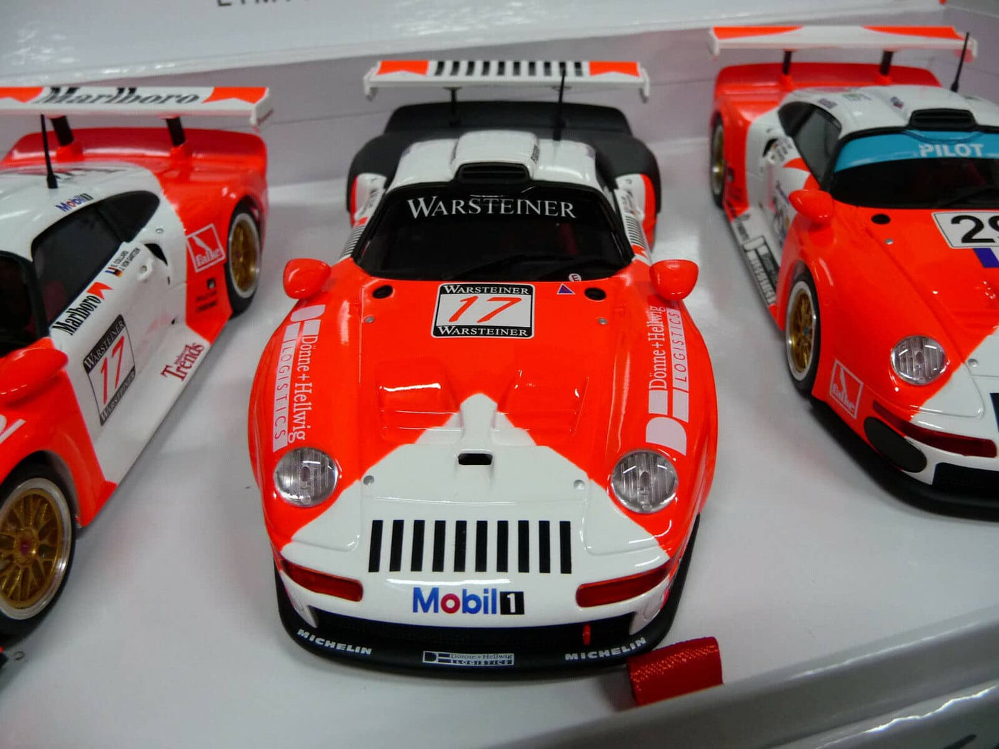 Revoslot RS0092 Porsche 911 GT1 3 Car Pack JB Racing suit Scaletric/Carrera