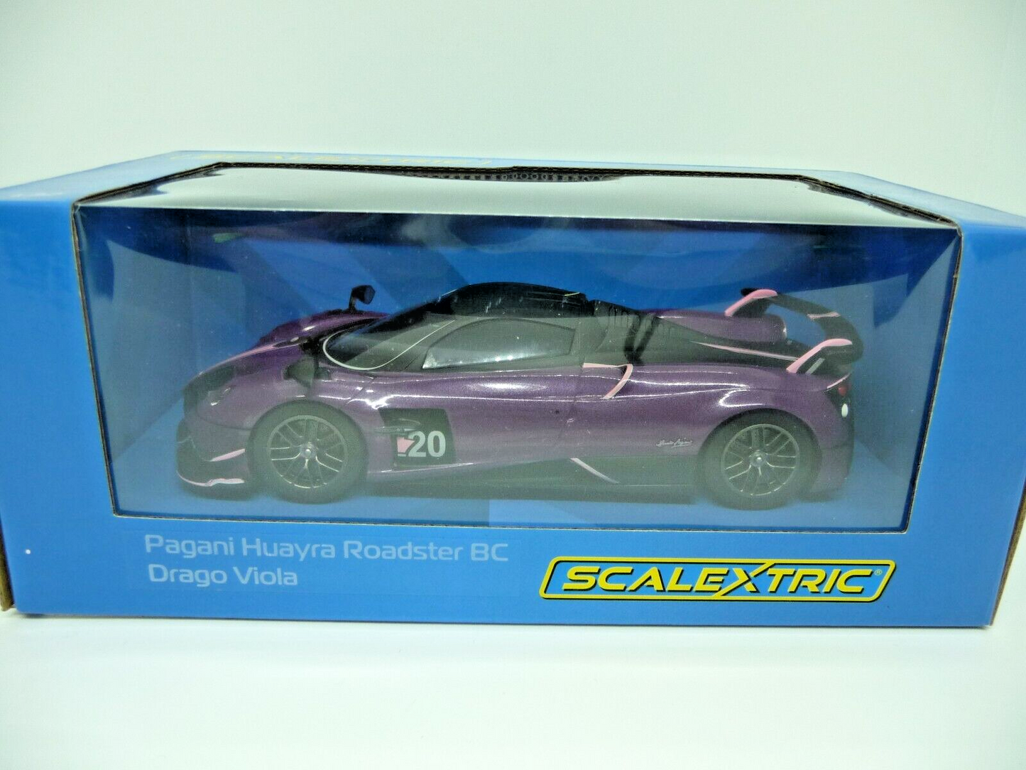 Scalextric C4248 1:32 PAGANI HUAYRA ROADSTER DRAGO VIOLA Slot Car Suit Carrera
