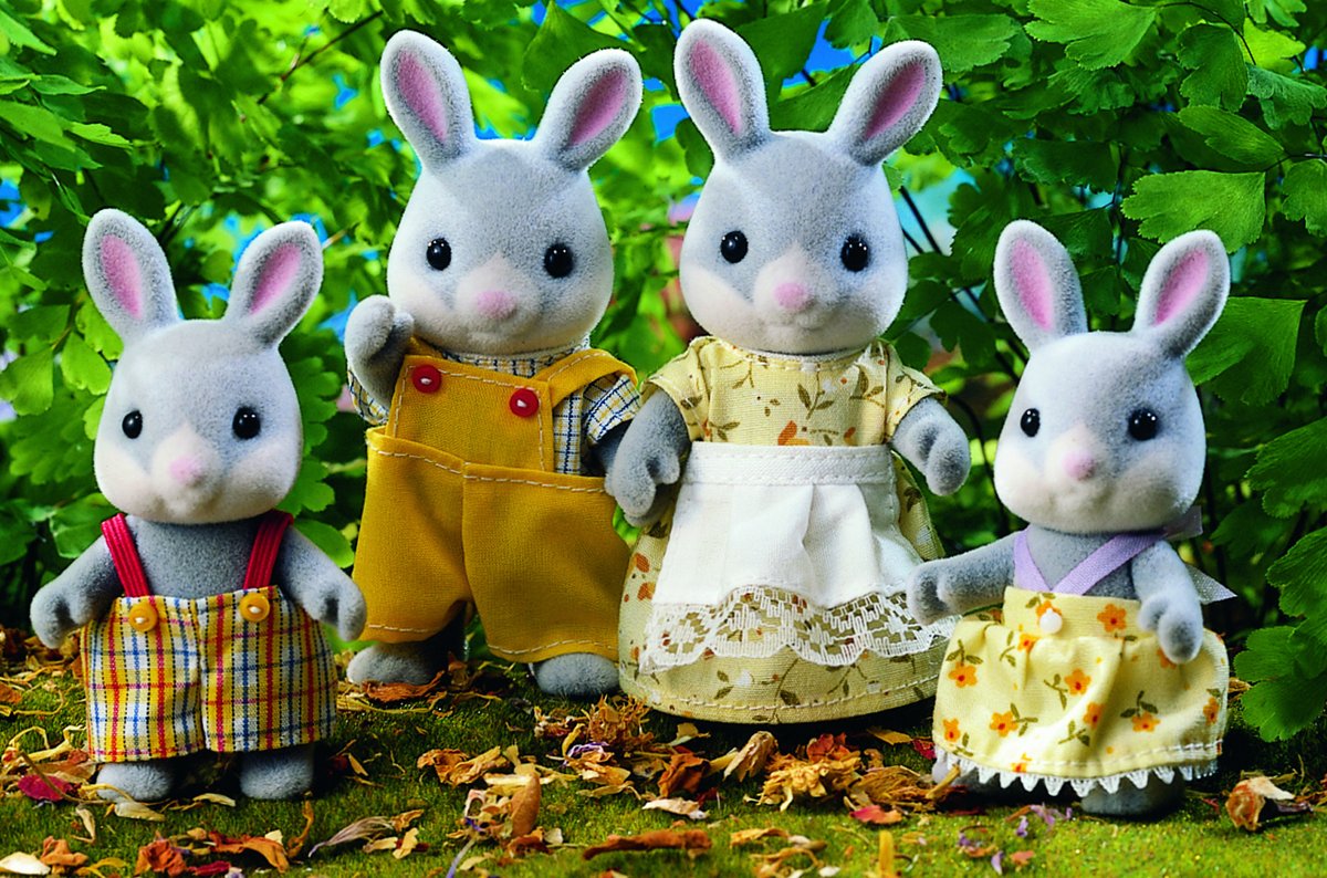 Sylvanian Families - Cottontail Rabbit Family
