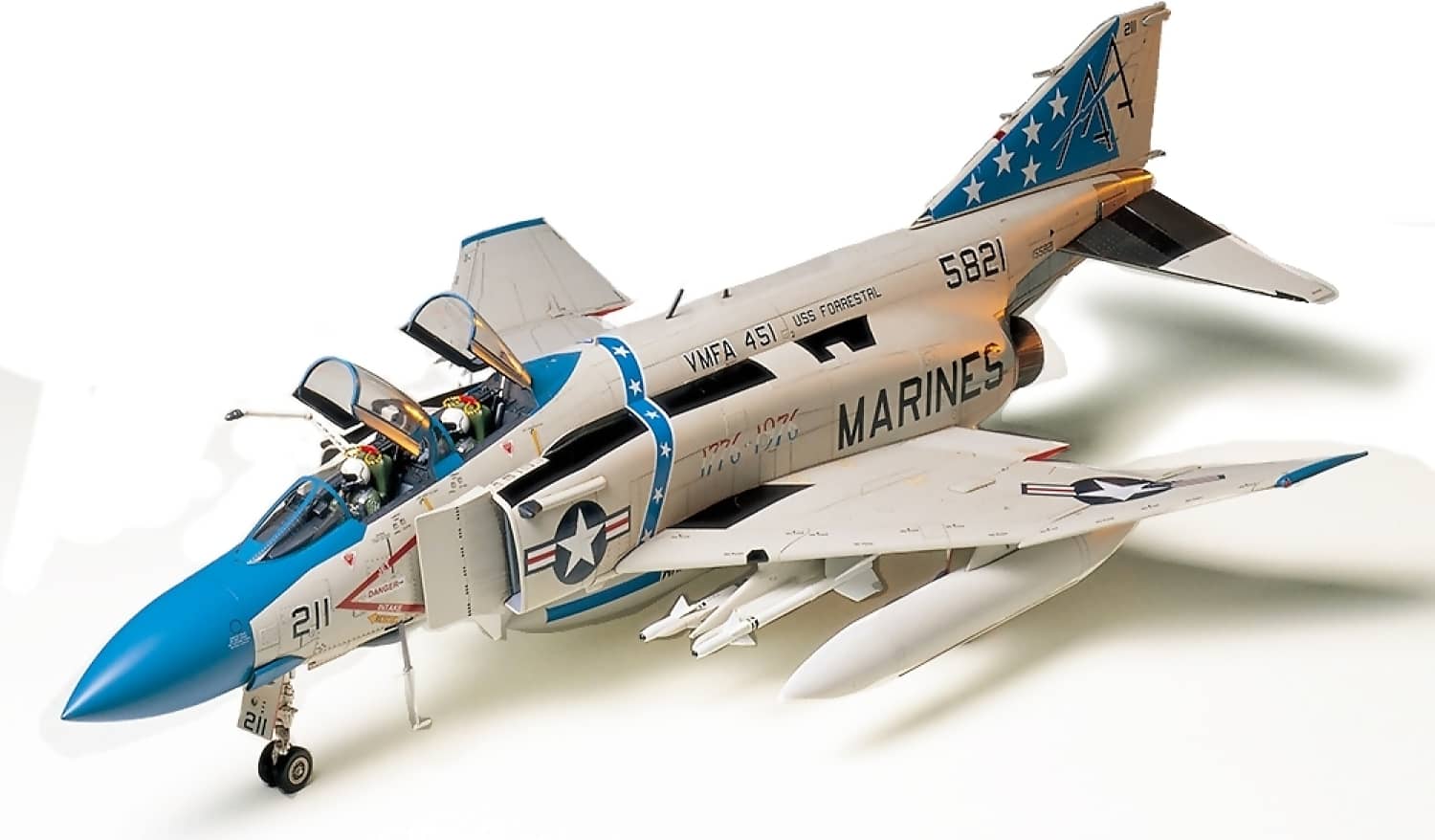 Tamiya - Mcdonnell F-4 J Phantom Ii