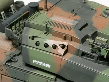 Tamiya -  French Main Battle Tank Leclerc Series 2 Scale 1:35