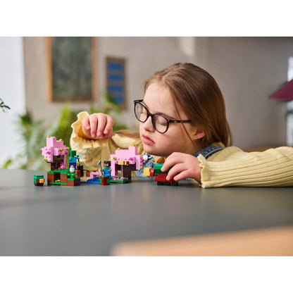 LEGO 21260 The Cherry Blossom Garden - Minecraft