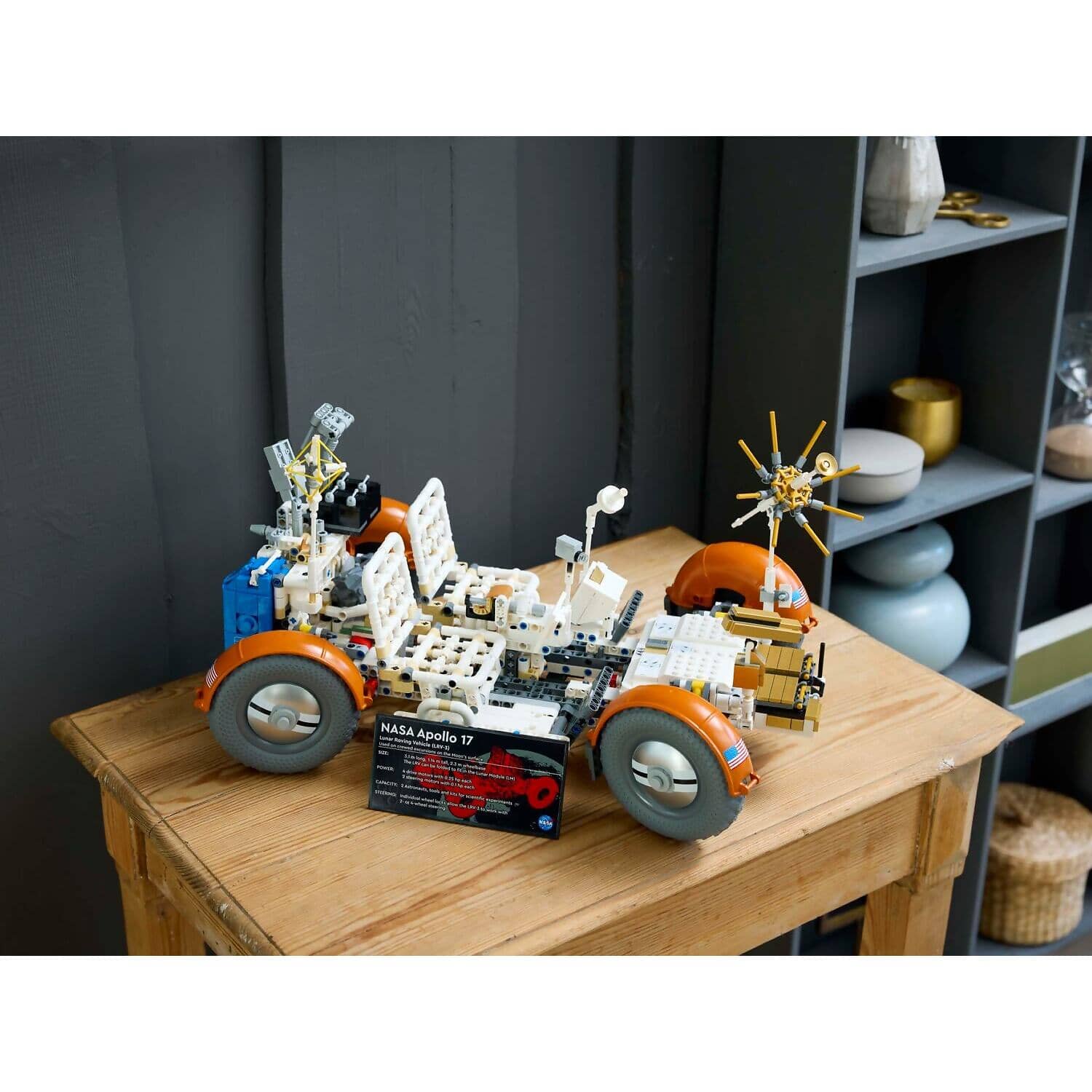 LEGO 42182 NASA Apollo Lunar Roving Vehicle - LRV - Technic