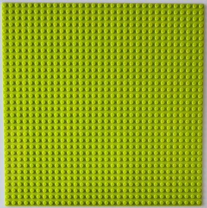 BASEPLATE 32x32 Studs L/green Generic Brand