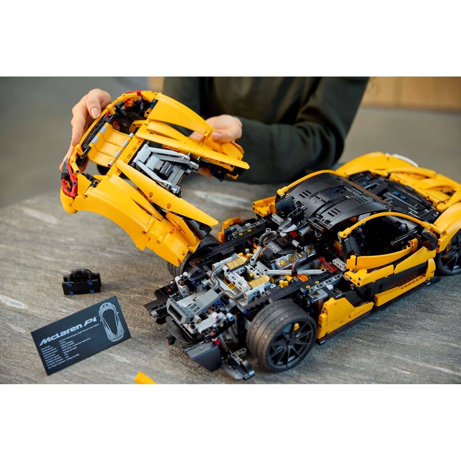 LEGO 42172 McLaren P1 - Technic