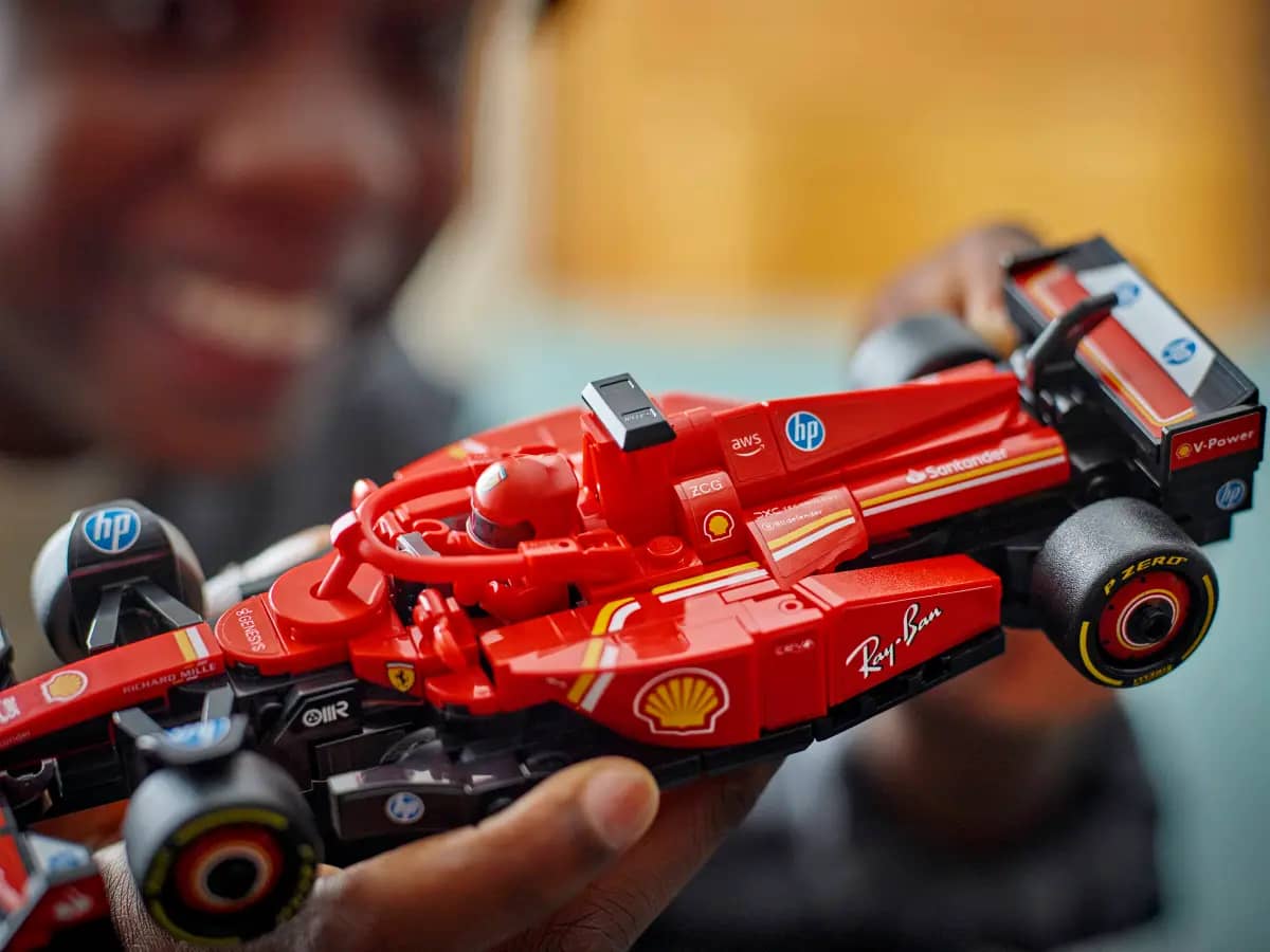 LEGO 77242 Ferrari SF-24 F1 Race Car - Speed Champions