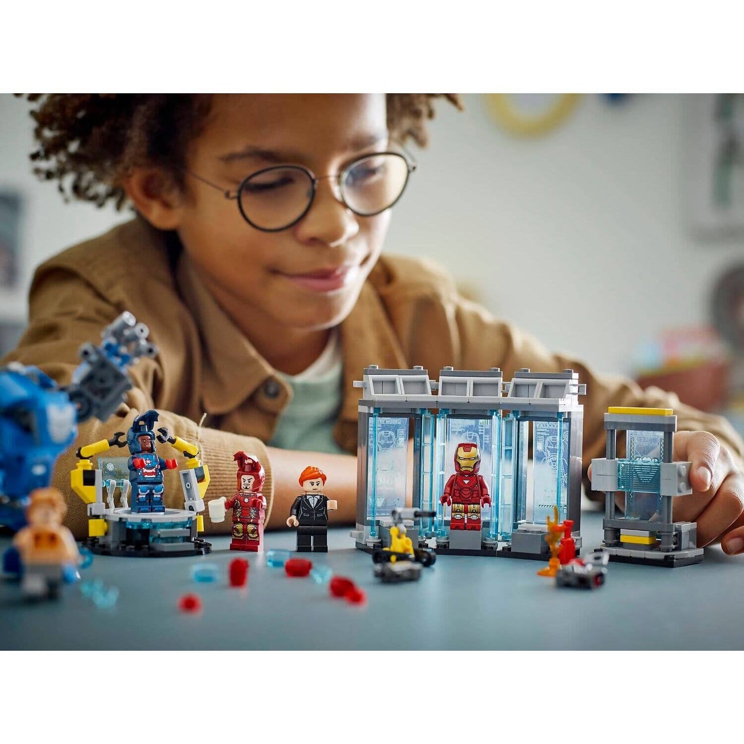 LEGO 76315 Iron Man's Laboratory: Hall of Armor - Marvel Super Heroes