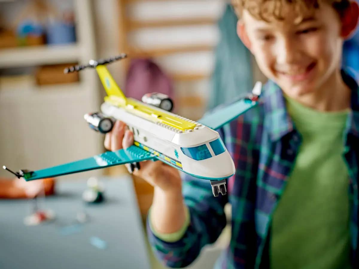 LEGO 60465 Emergency Air Ambulance Airplane - City