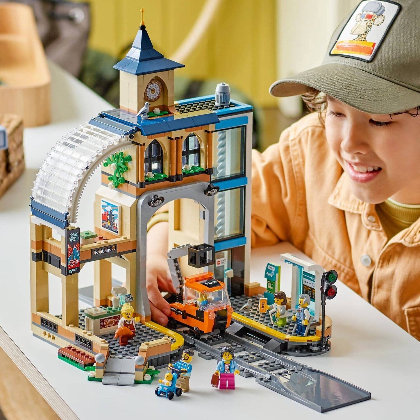 LEGO 60469 Central Train Station - City