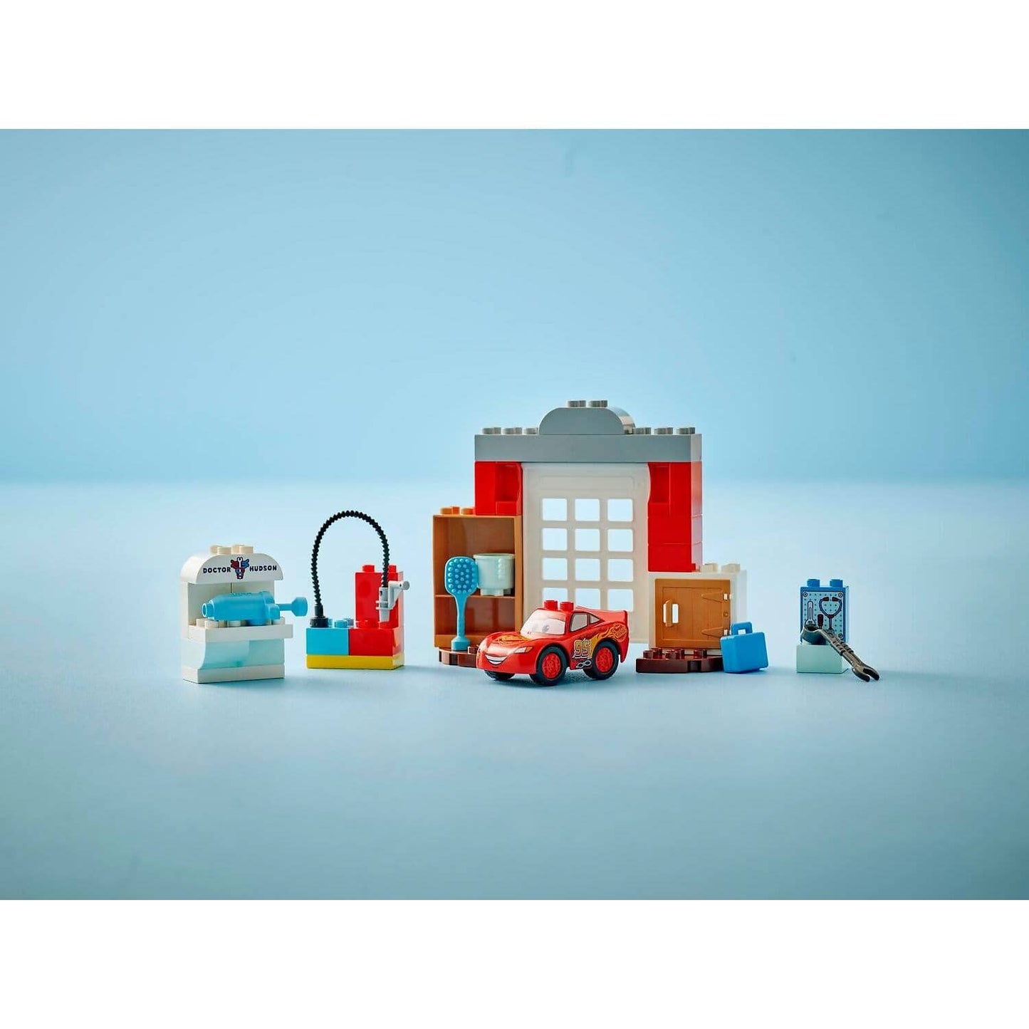 LEGO 10456 McQueen's Visit to Doc's Garage - Duplo