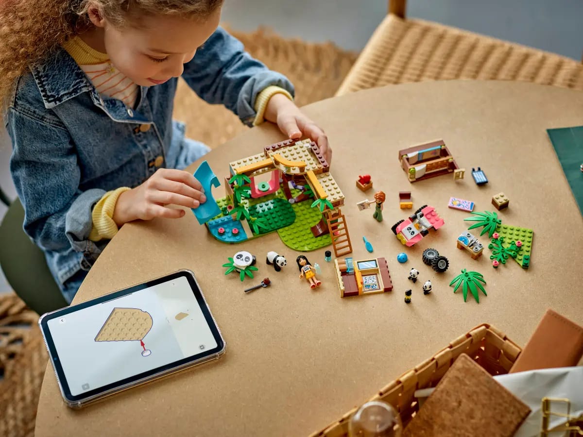 LEGO 42648 Panda Sanctuary Animal Care - Friends