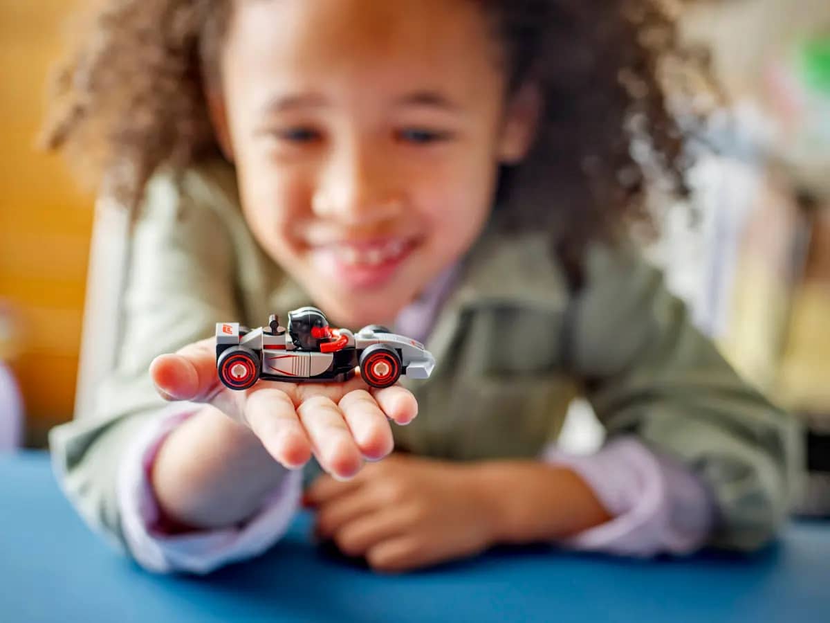 LEGO 71049 F1® Collectible Race Cars - Minifigures