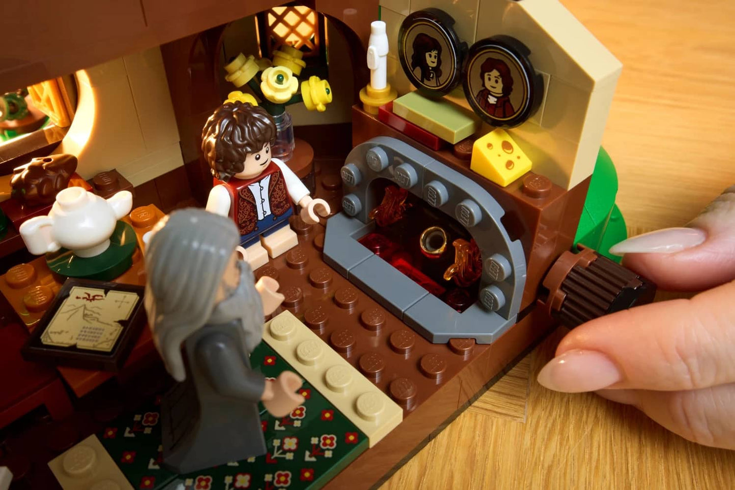 LEGO 10354 The Lord of the Rings: The Shire™ - ICONS