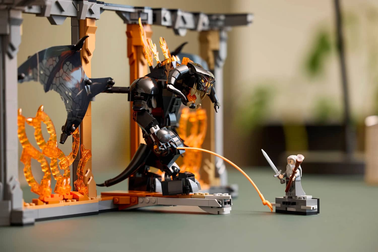 LEGO 10367 The Lord of the Rings: Balrog Book Nook - ICONS