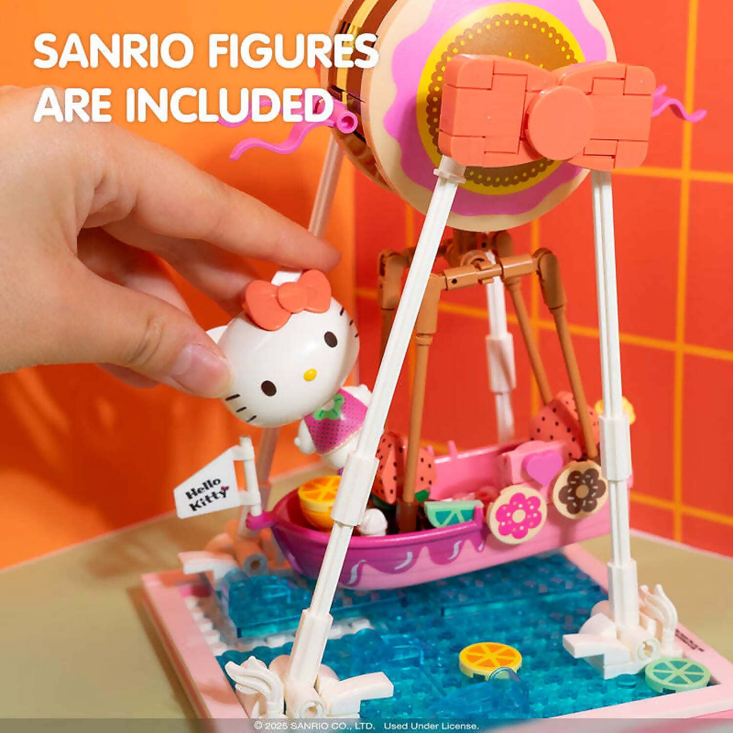 Hello Kitty - and Friends - YuMe Blocks Summer Wunderland - Hello Kitty Donut Ship 280 Pieces
