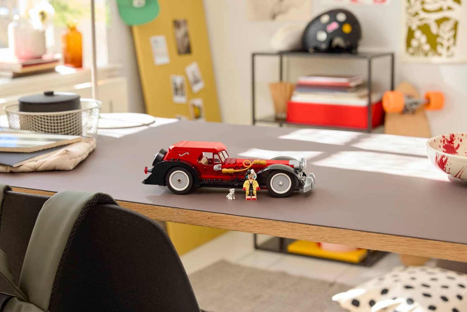 LEGO 43277 Cruella De Vil's Car - Disney