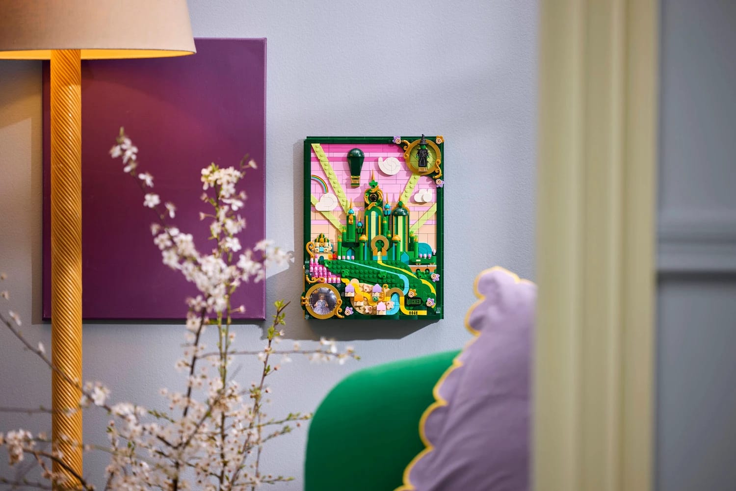 LEGO 75685 Emerald City Wall Art - Wicked