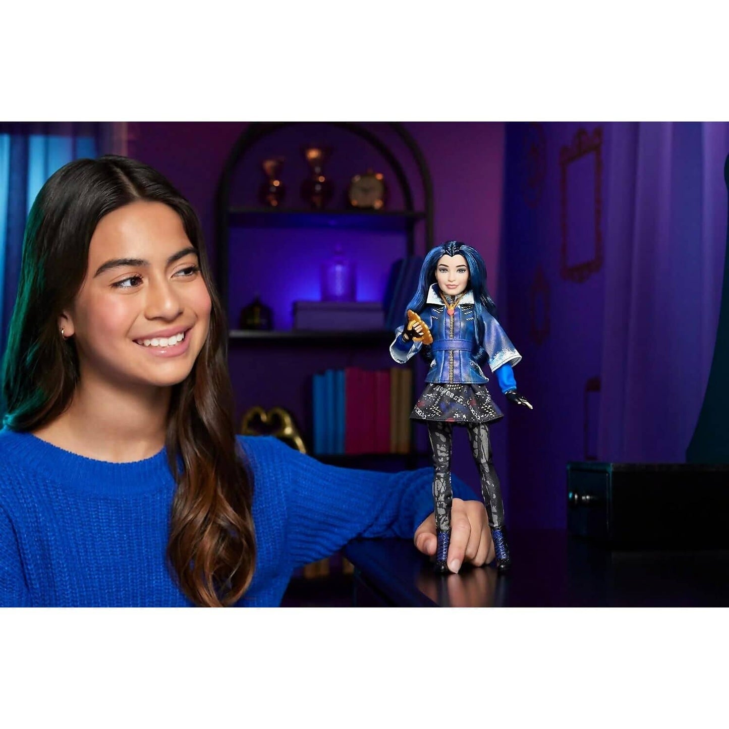 Disney Descendants - Evie Isle of the Lost 10th Anniversary Fashion Doll - Mattel