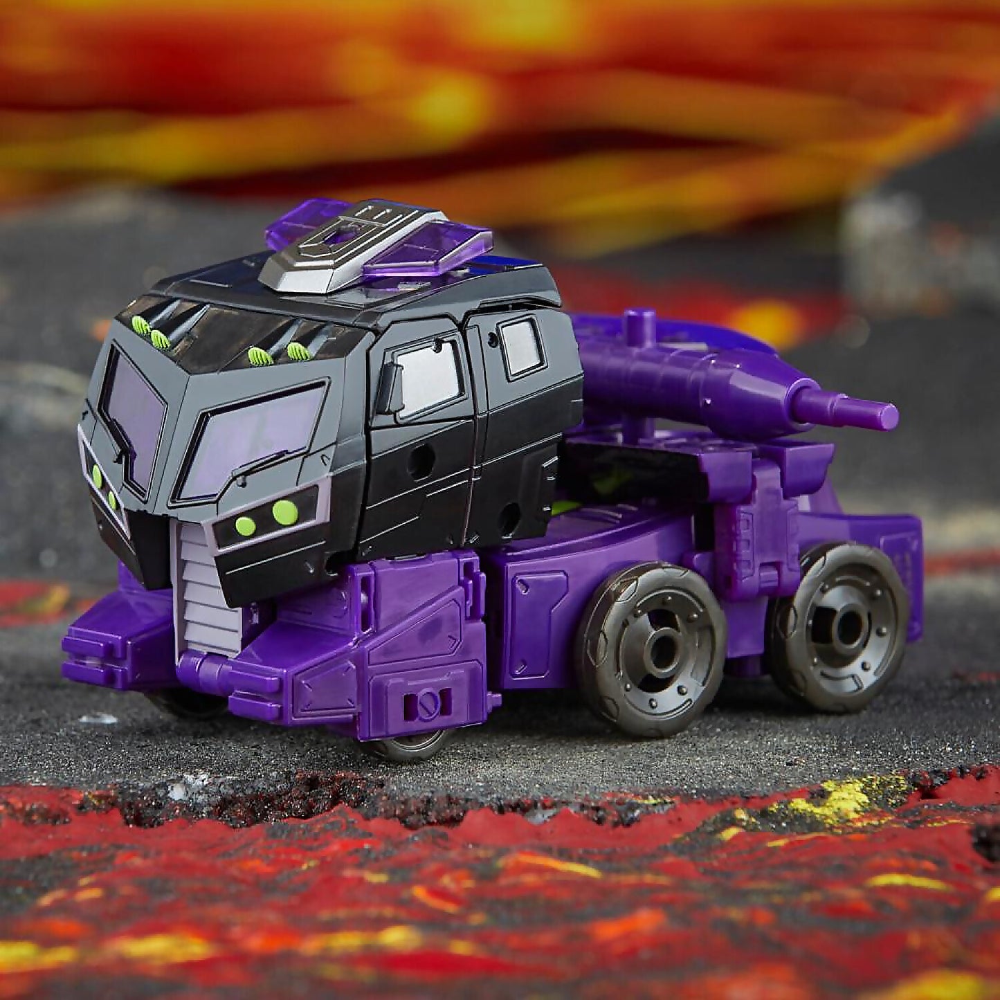 Transformers - Legacy United Animated Universe Decepticon Motormaster Action Figure - Hasbro