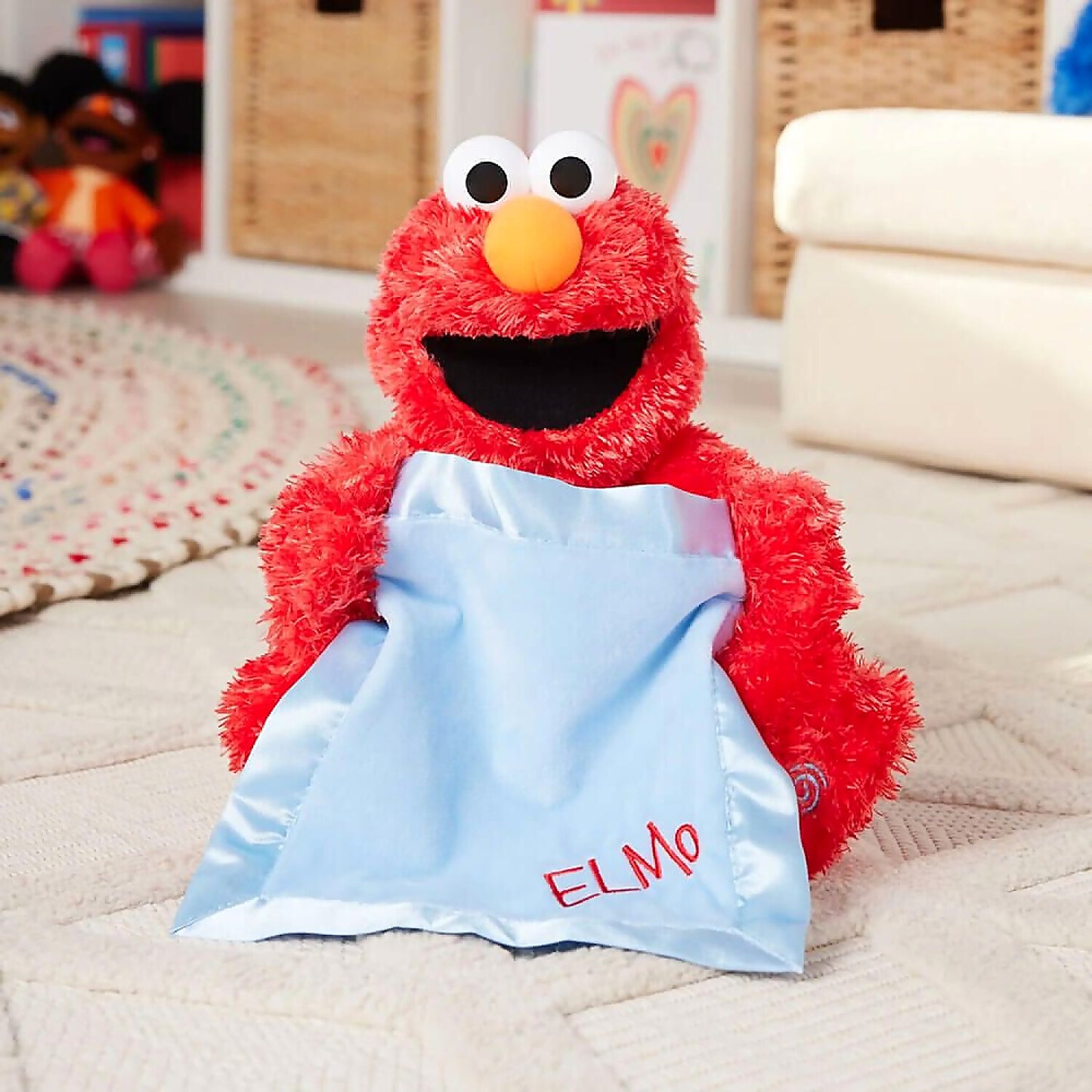 Sesame Street - Animated Peek-A-Boo Elmo Plush - Jasnor