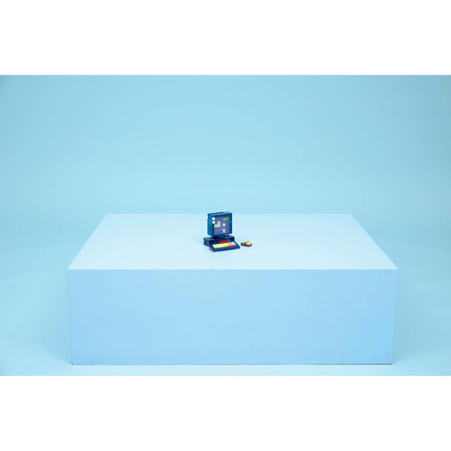 LEGO 31380 Retro Gaming Console - Creator 3-in-1