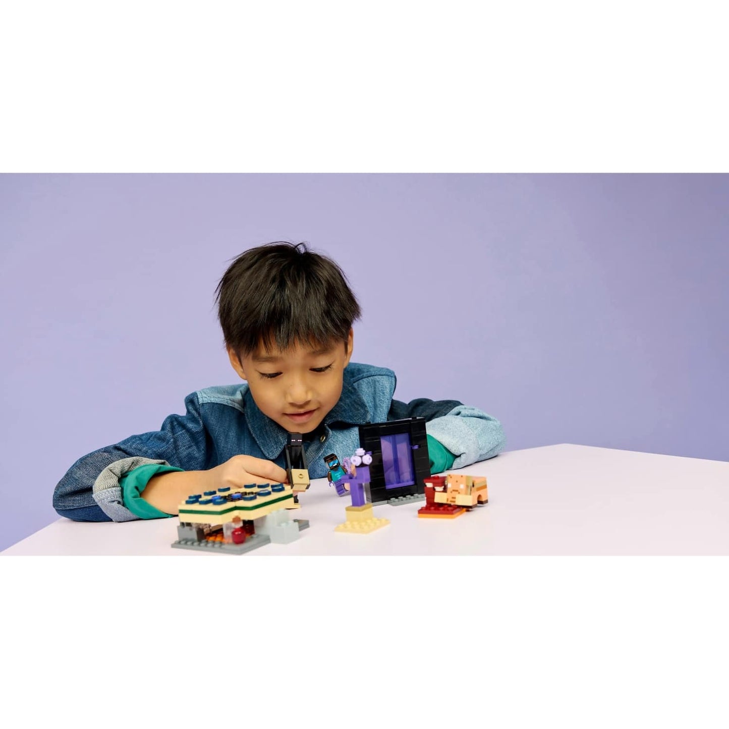 LEGO 21584 Nether & End Portal Journey - Minecraft