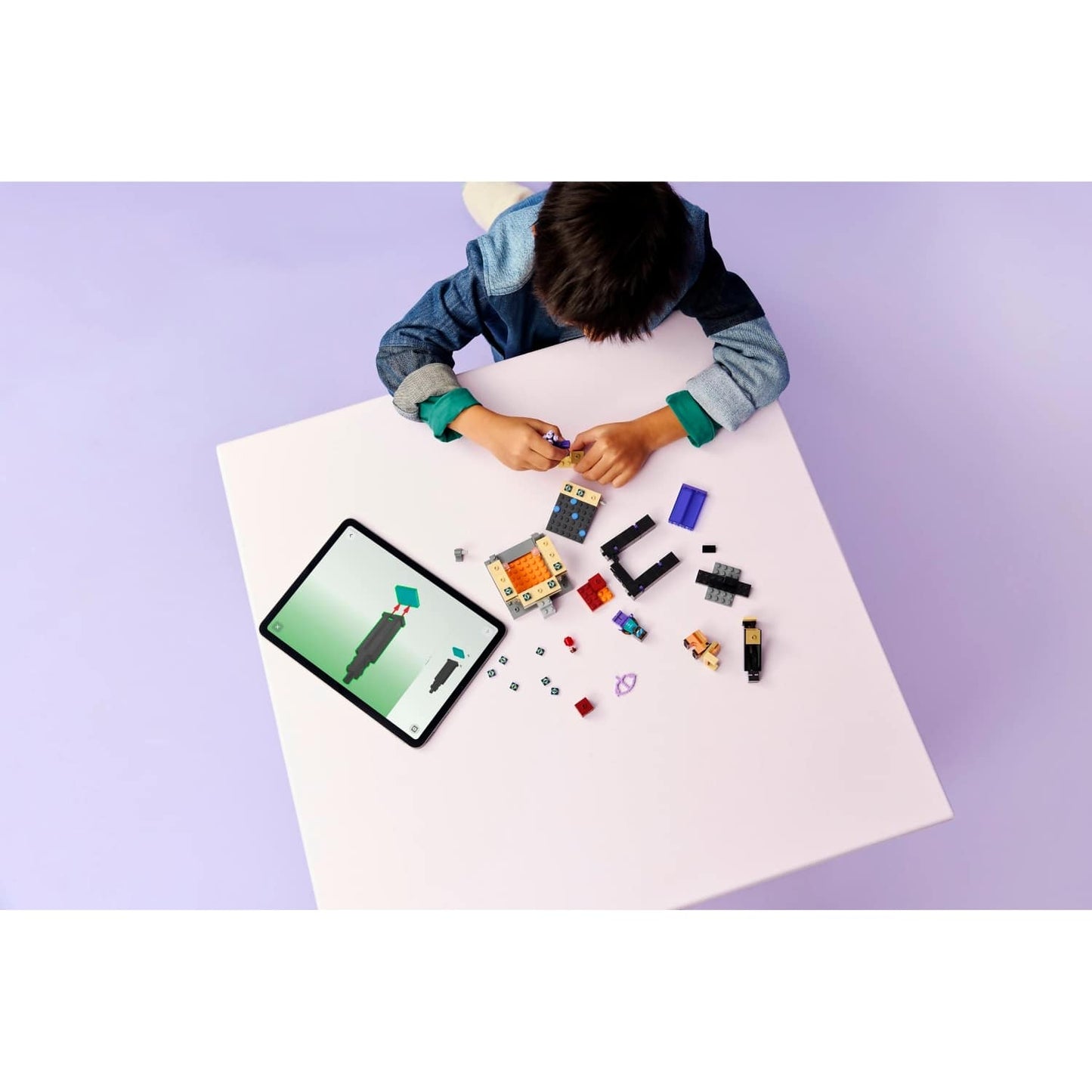 LEGO 21584 Nether & End Portal Journey - Minecraft