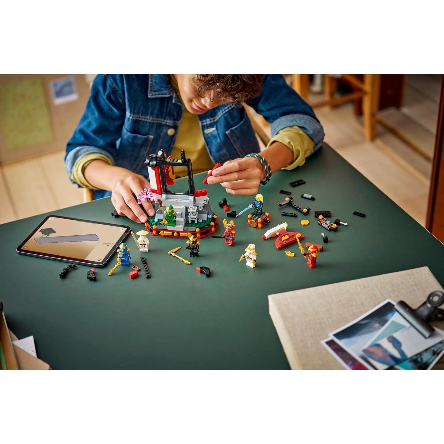 LEGO 71866 Ninja Character Display 15th Anniversary - Ninjago