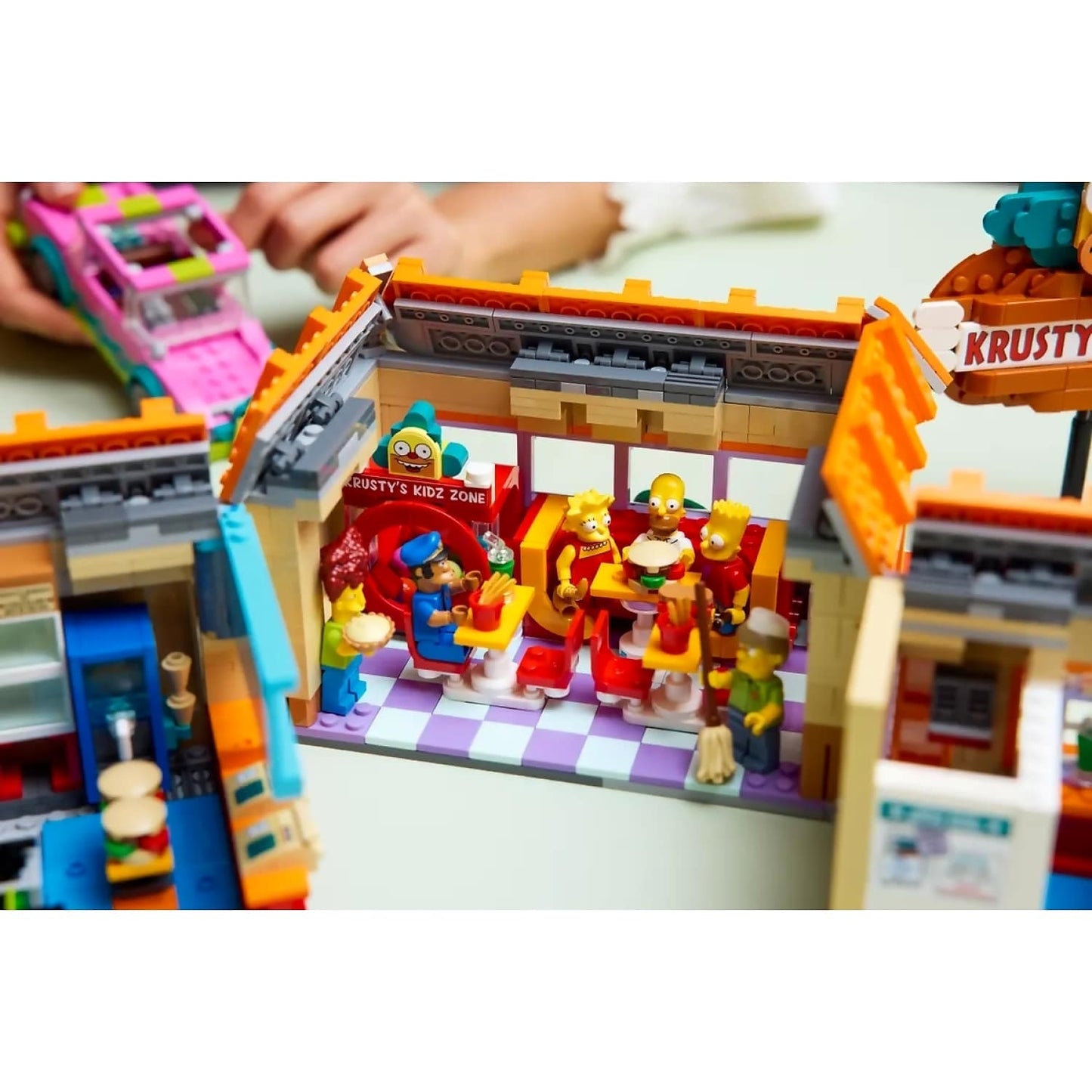 LEGO 10352 The Simpsons™: Krusty Burger - Icons