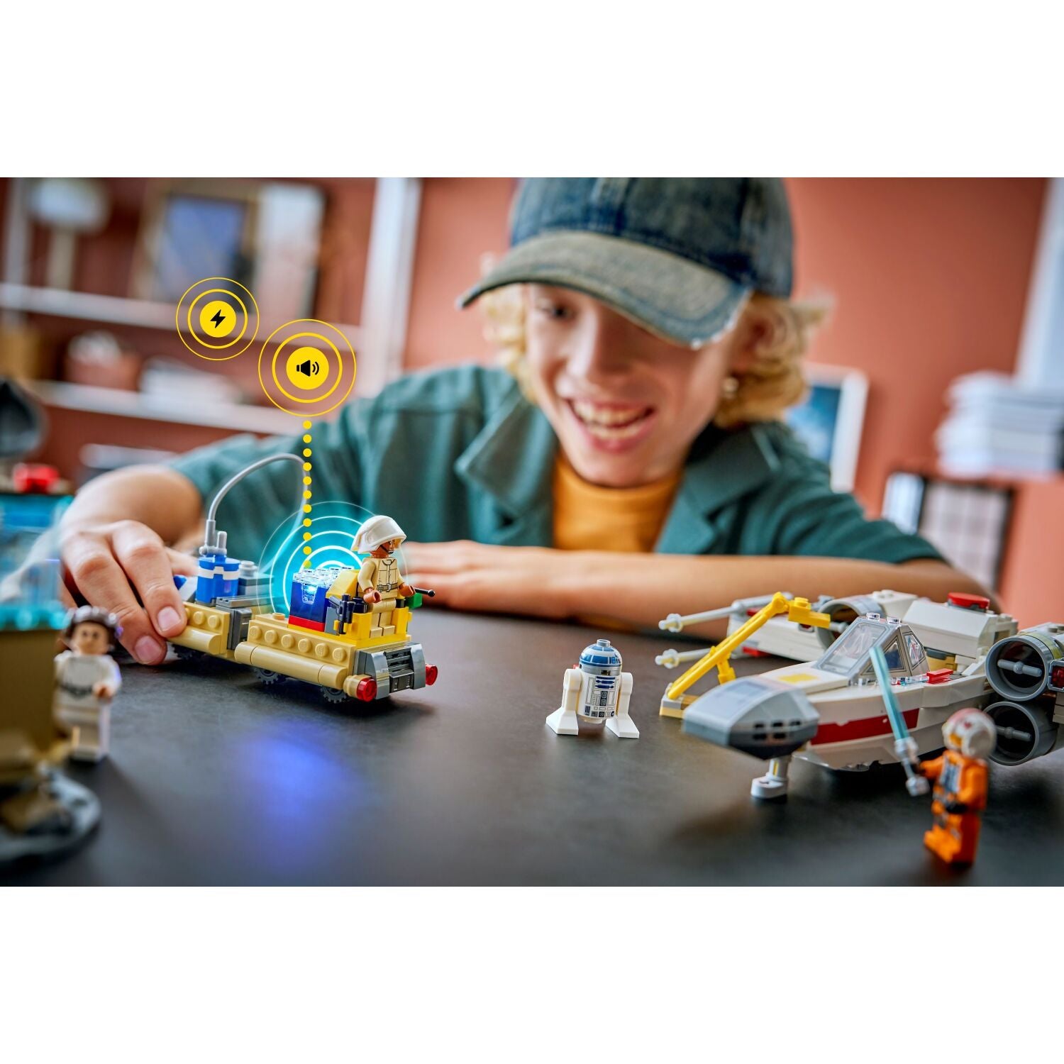 LEGO 75423 SMART Play : Luke's Red Five X-Wing - Star Wars
