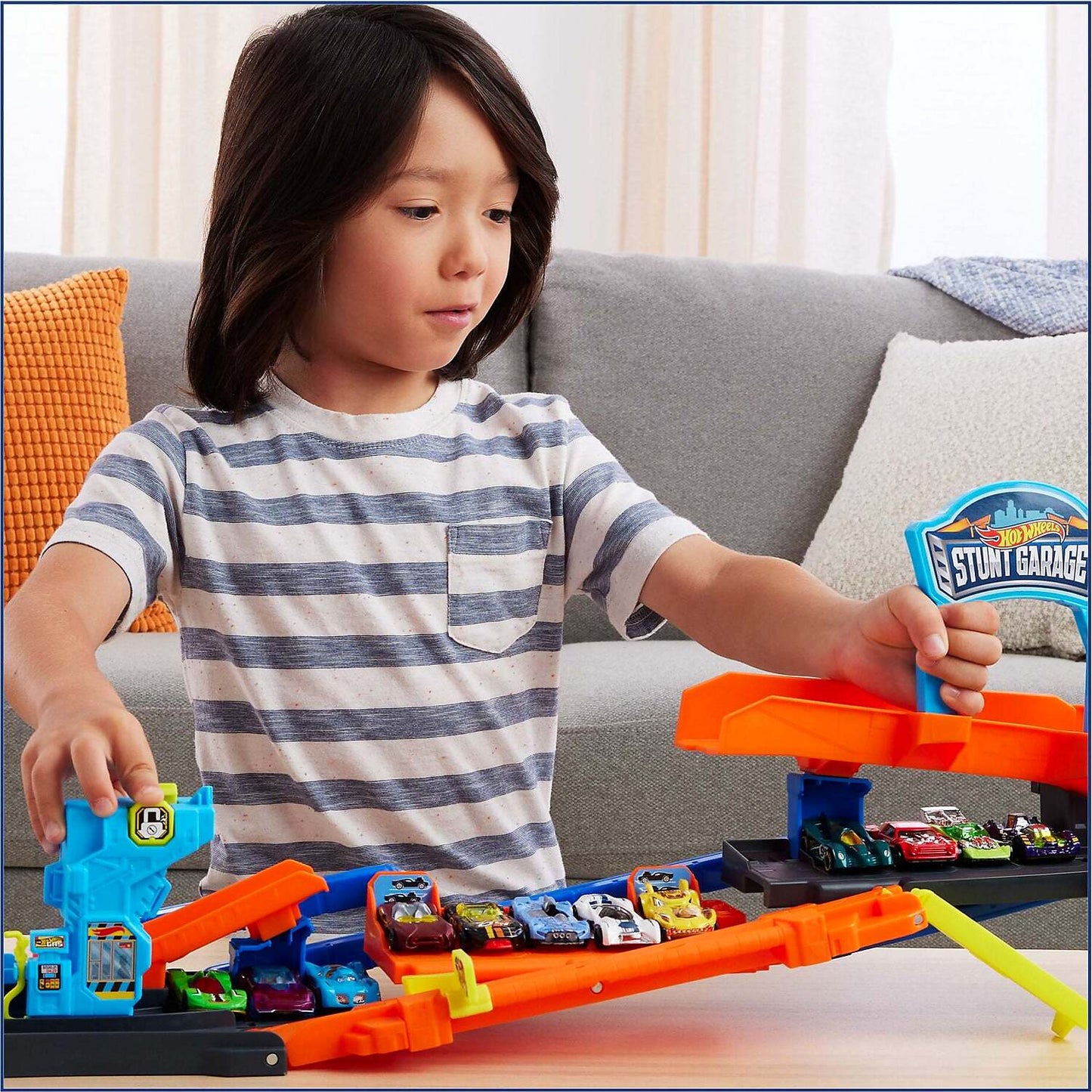 Hot Wheels - City Transforming Stunt Garage - Mattel