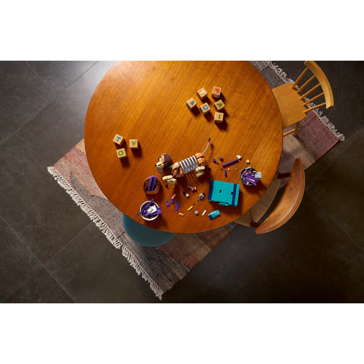 LEGO 43301 Toy Story Slinky Dog Bookends - Disney