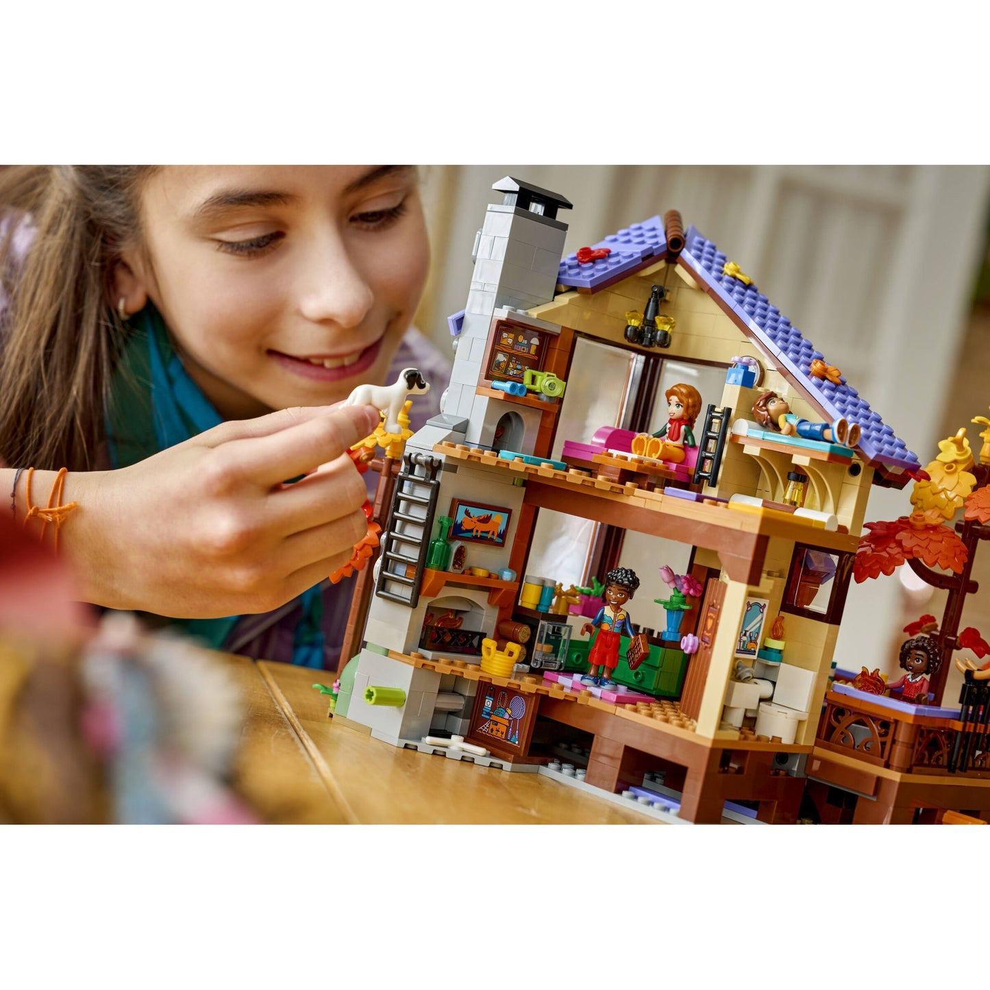 LEGO 42705 Cozy Fall Forest Cabin - Friends