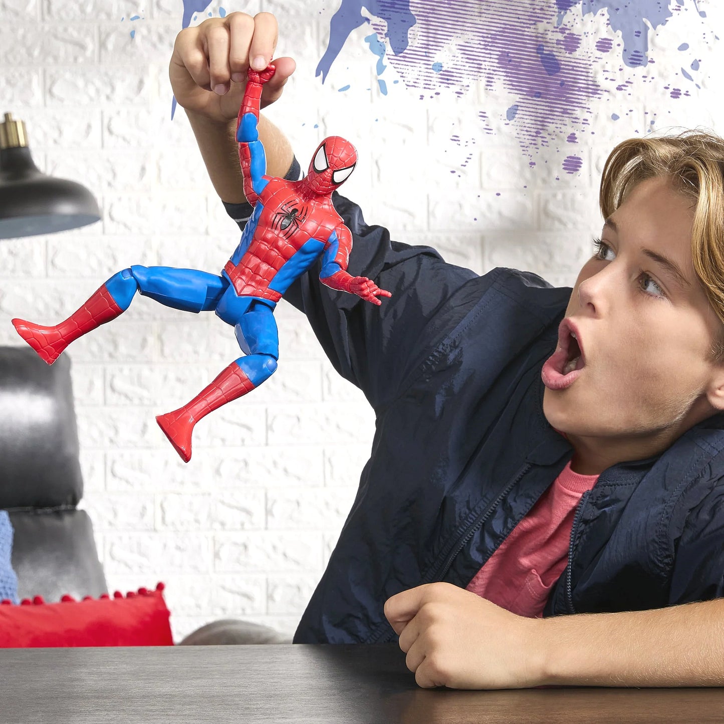 Marvel - Spider-Man Titan Series Spider Man Figure - Hasbro