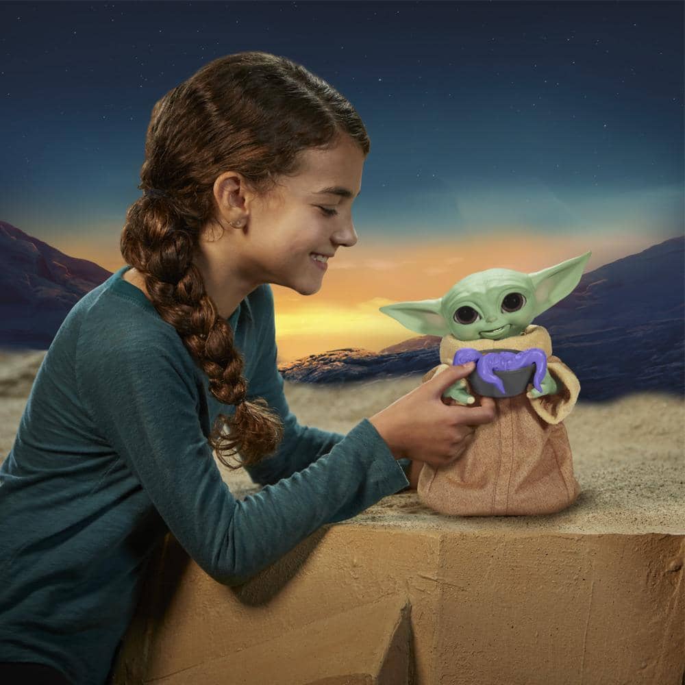 Star Wars Galactic Snackin Grogu 9.25-inch-tall Animatronic Toy Over 40 Sound And Motion Combinations Ages 4 And Up  Hasbro