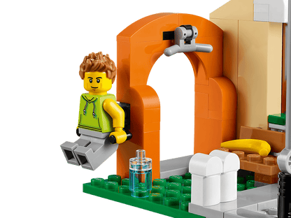 LEGO 60306 Shopping Street - City