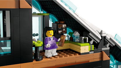LEGO 60366 Ski and Climbing Center - City
