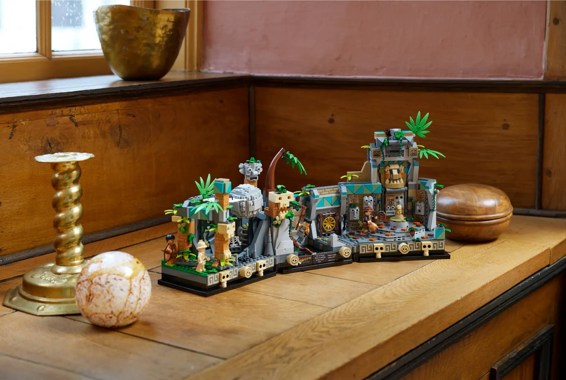 LEGO 77015 Temple Of The Golden Idol - Indiana Jones