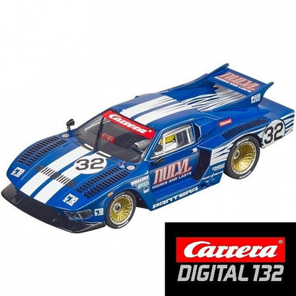 Carrera -  Digital 1:32 - De Tomaso Pantera Gr 5 No.32 - Slot Car Also Suits Scalextric