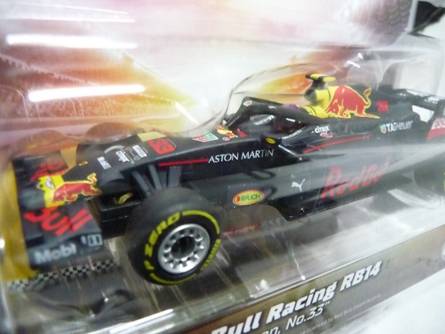 Carrera Go Red Bull Racing RB14 M.Verstappen No33 Scale 1:43