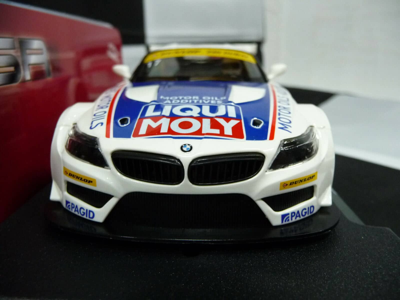 NSR - 1:32 0001AW BMW Z4 GT3 E89 Liqui Moly 24h Dubai 2011 slot car also suits scalextric/carrera