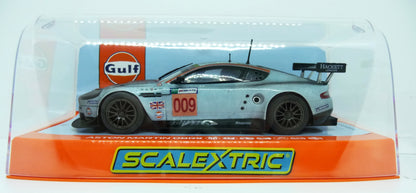 Scalextric -  C4316 Aston Martin DBR9 - Gulf Edition - Rofgo 'dirty Girl'