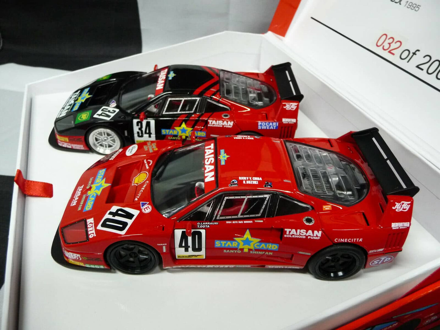 Revoslot 1:32 RS0099 Ferrari F40 TEAM TAISAN Twin Pack No34 No.40 Scalex/Carr